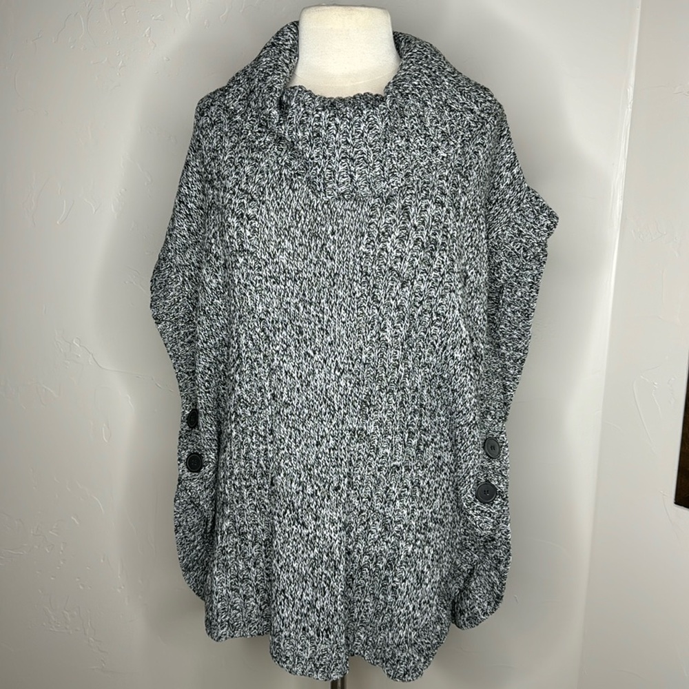 Pull on Cowl neck Sweater Side buttons Size Medium